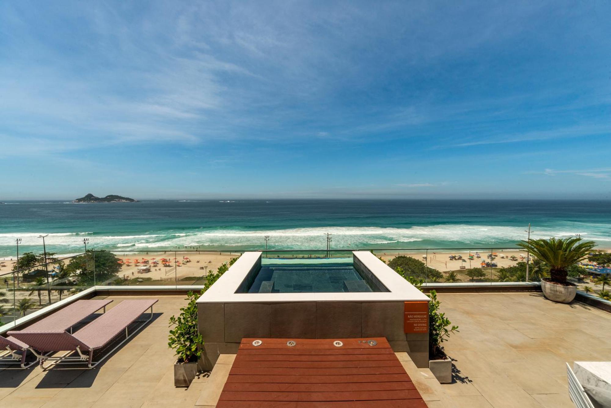 Lifestyle Laghetto Collection Hotel Rio de Janeiro Ngoại thất bức ảnh View of the beach from the hotel