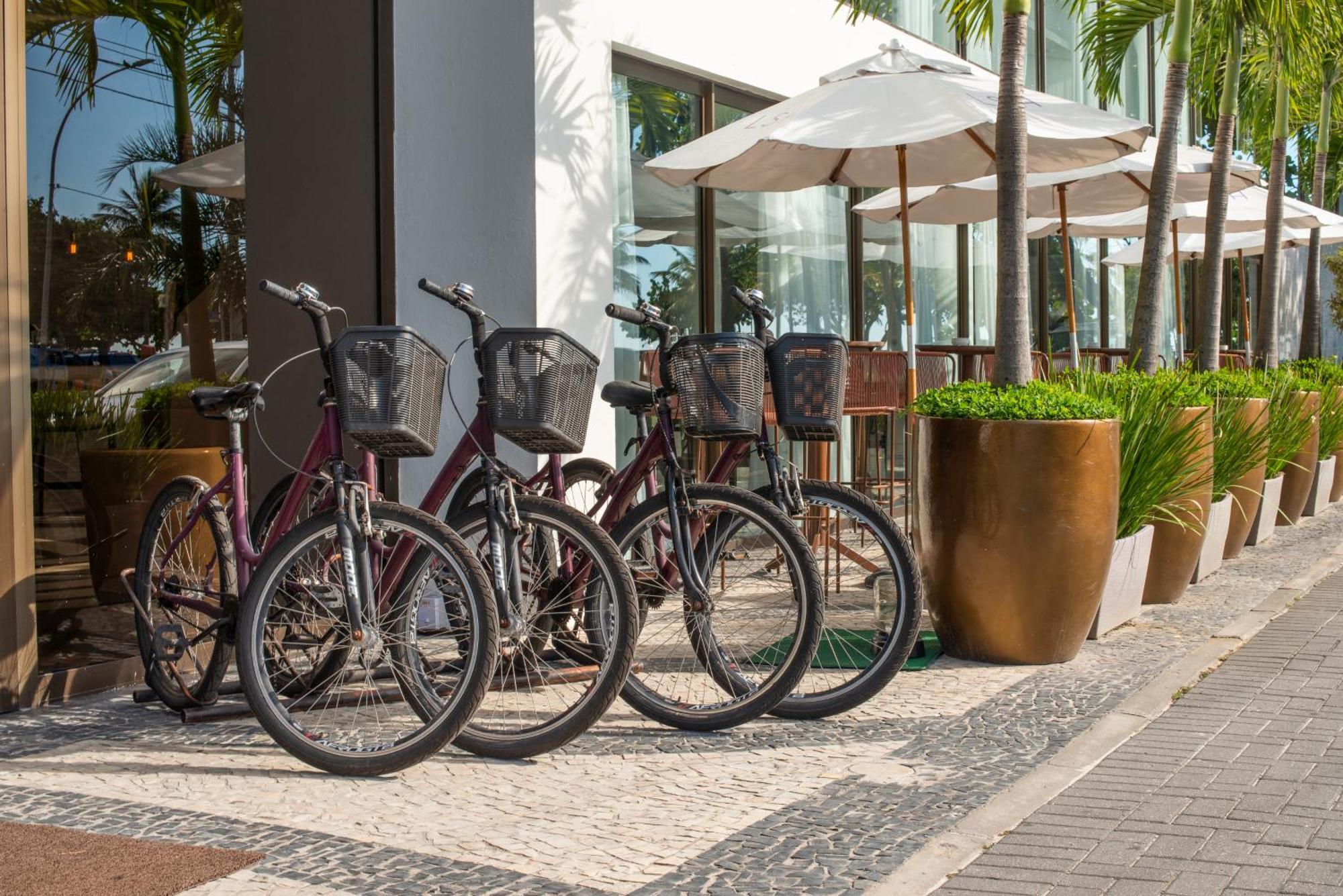 Lifestyle Laghetto Collection Hotel Rio de Janeiro Ngoại thất bức ảnh Bicycles at the Four Seasons Hotel, Miami
