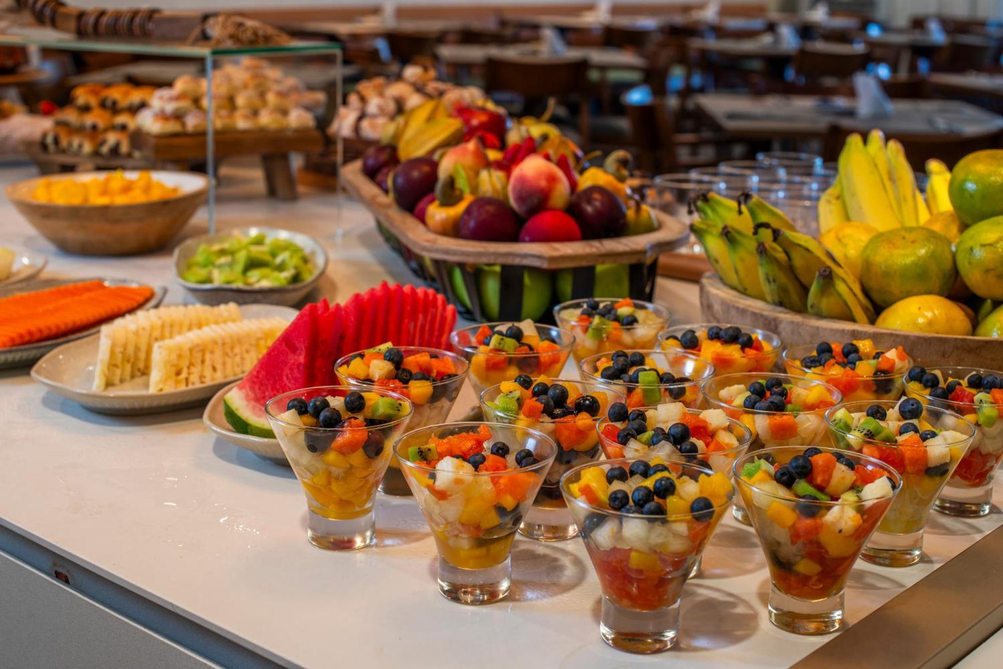 Lifestyle Laghetto Collection Hotel Rio de Janeiro Ngoại thất bức ảnh Fruit salad